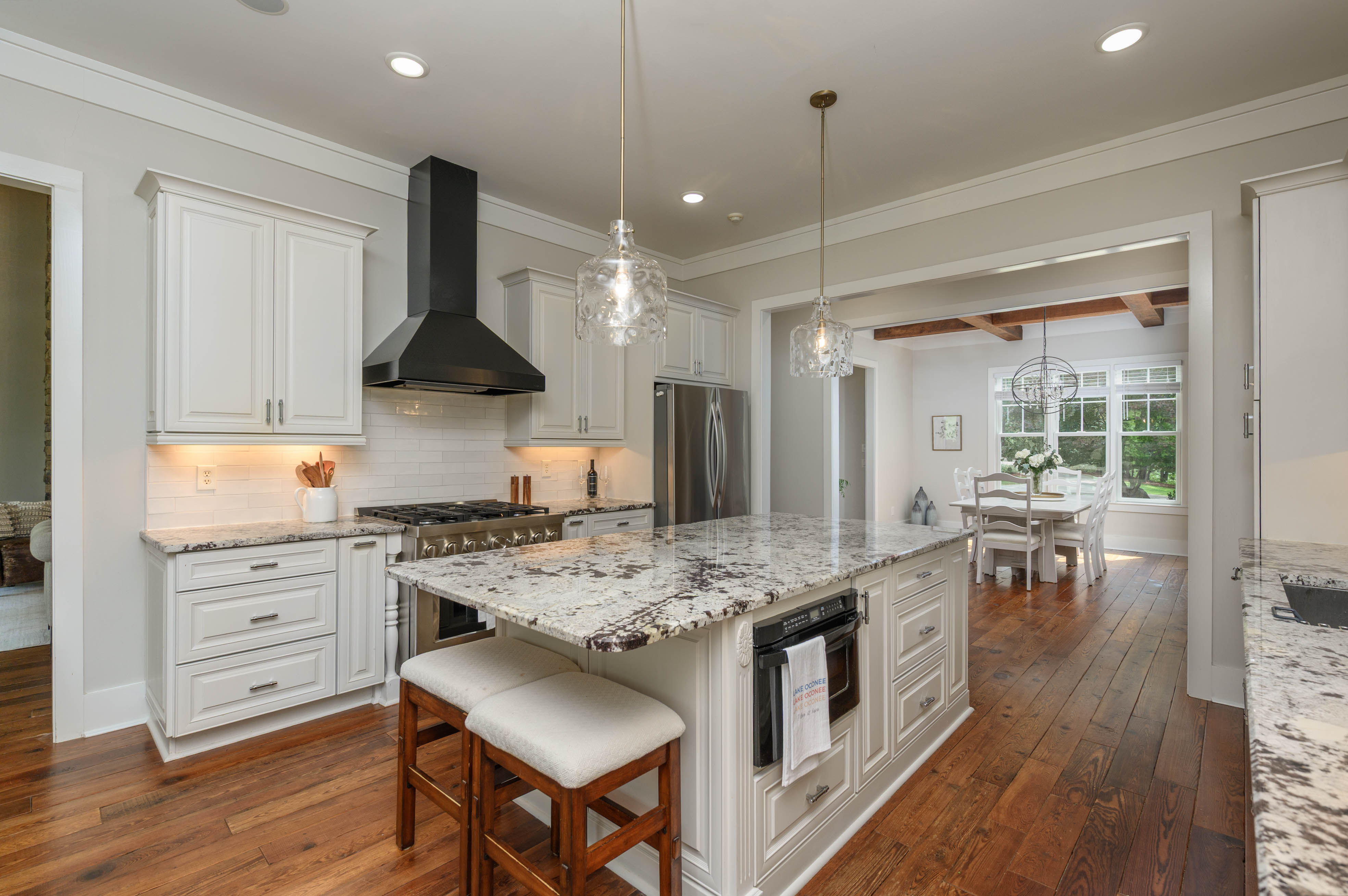 1030 Monfort Court image 16